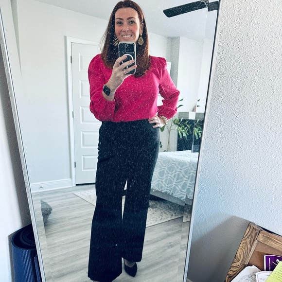 Long Sleeve Ruffle Neck Top​ - Picture 4 of 4